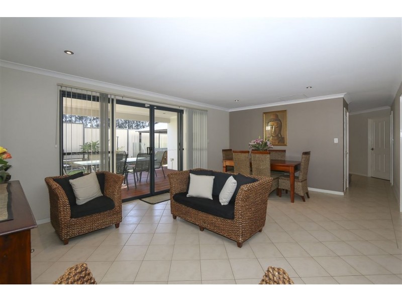 1G Williams Road, Melville WA 6156