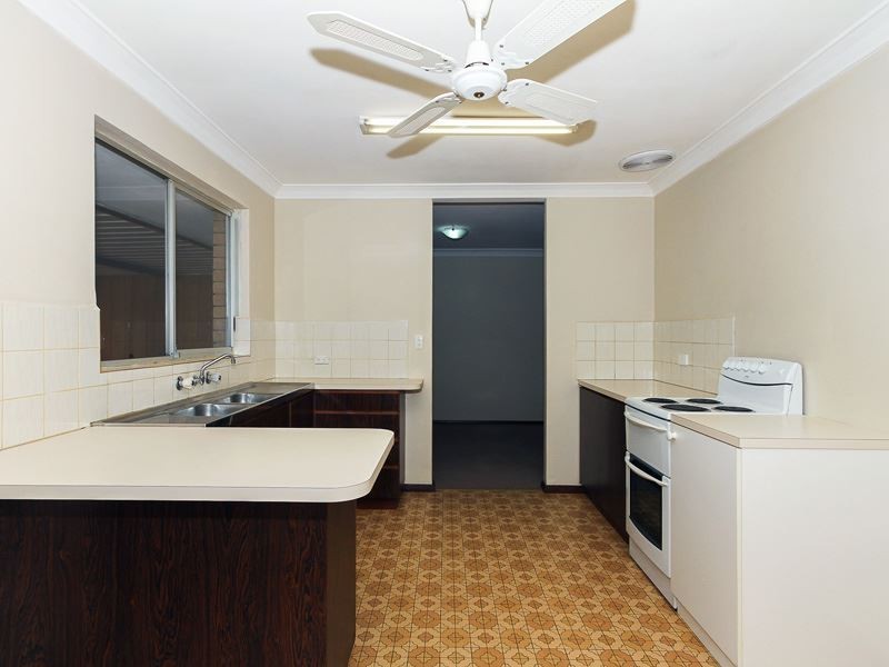 64 McCombe Avenue, Samson WA 6163