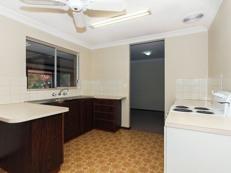 64 McCombe Avenue, Samson WA 6163