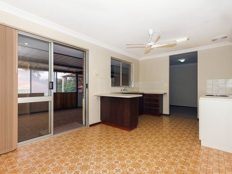 64 McCombe Avenue, Samson WA 6163