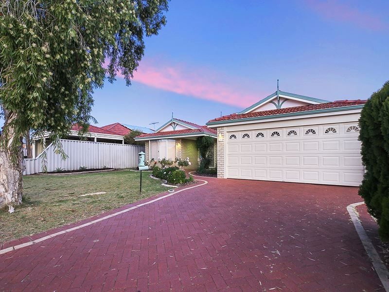 36 Lombe Gardens, Atwell WA 6164