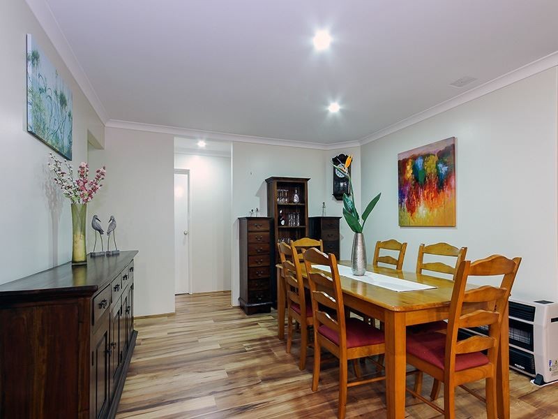 36 Lombe Gardens, Atwell WA 6164