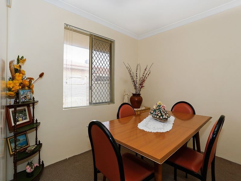 12/11 Petterson Avenue, Samson WA 6163
