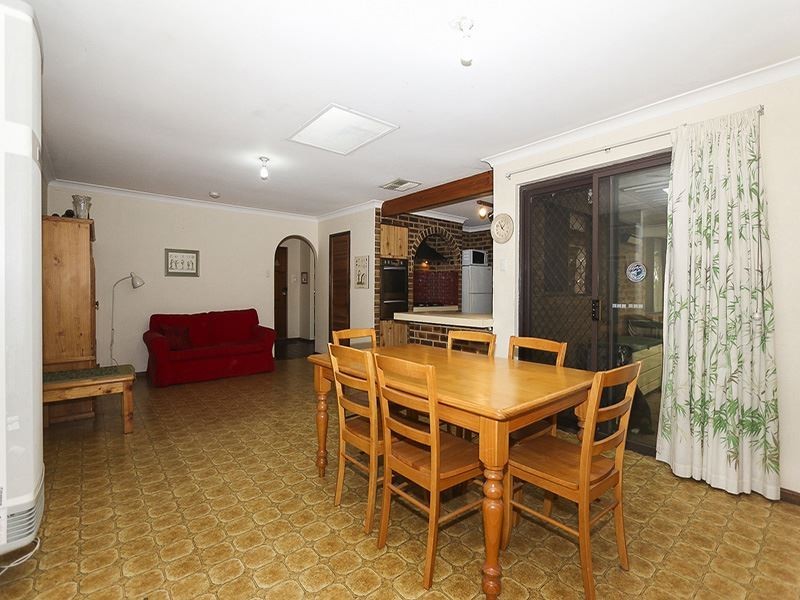 4 Baird Place, Samson WA 6163