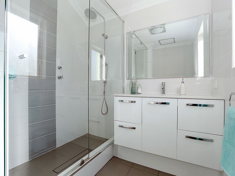 7B Hilory Street, Coolbellup WA 6163