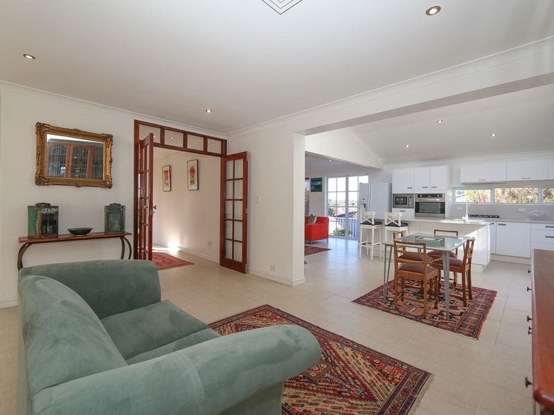 5 Moir Road, Kardinya WA 6163