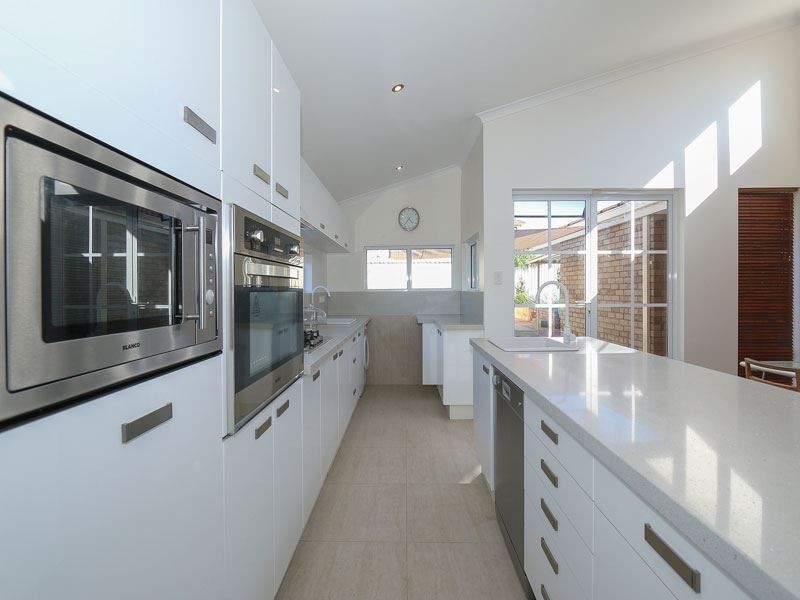 5 Moir Road, Kardinya WA 6163