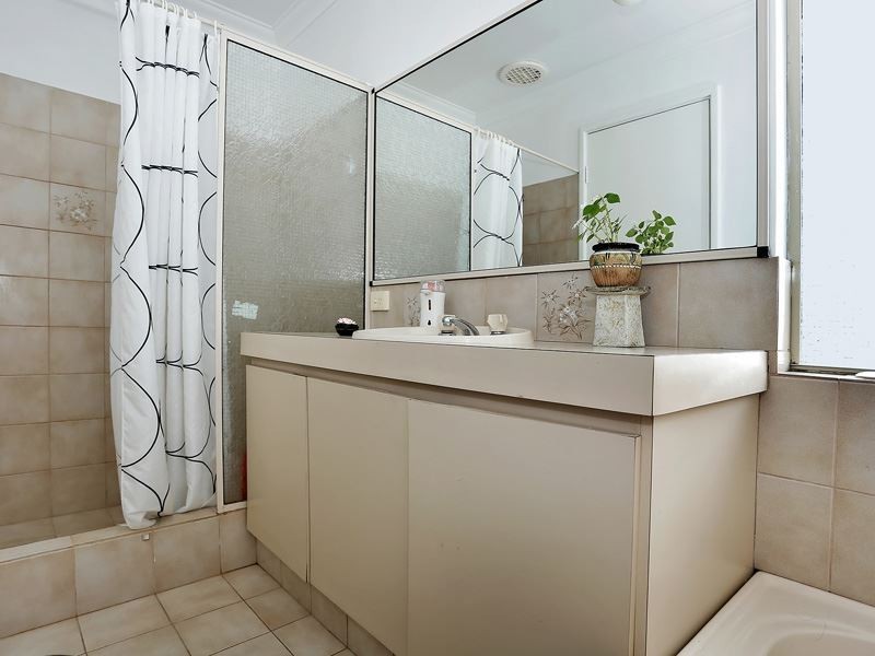 20A Burdett Retreat, Murdoch WA 6150