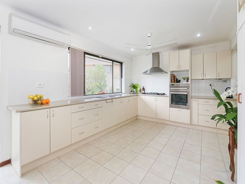 24 McCombe Avenue, Samson WA 6163