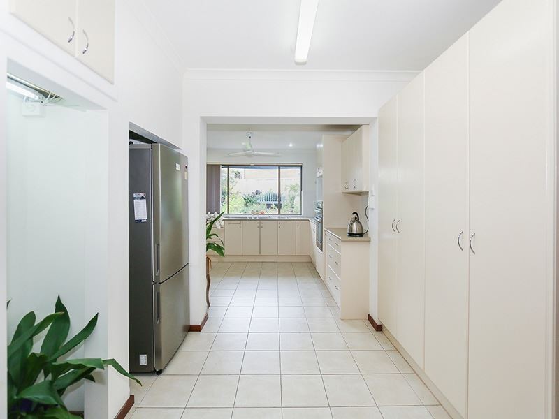 24 McCombe Avenue, Samson WA 6163