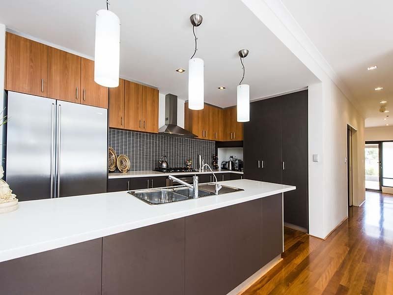 13 Barcoo Bend, Hammond Park WA 6164