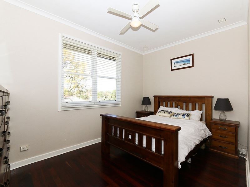 13 Leontes Way, Coolbellup WA 6163
