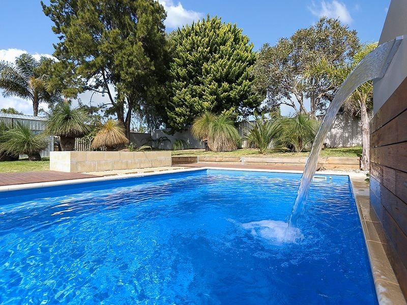 153 Cordelia Avenue, Coolbellup WA 6163