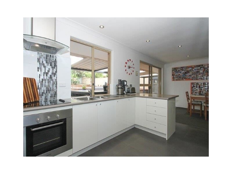 153 Cordelia Avenue, Coolbellup WA 6163