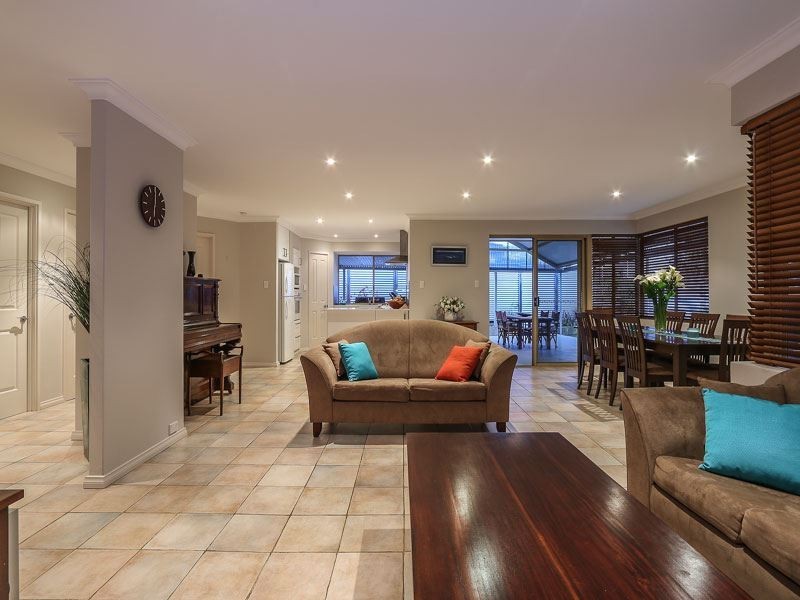 1 Coleridge Place, North Lake WA 6163