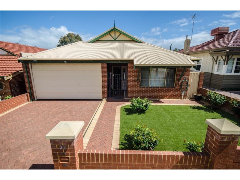 31 Ethelwyn Street, Hilton WA 6163