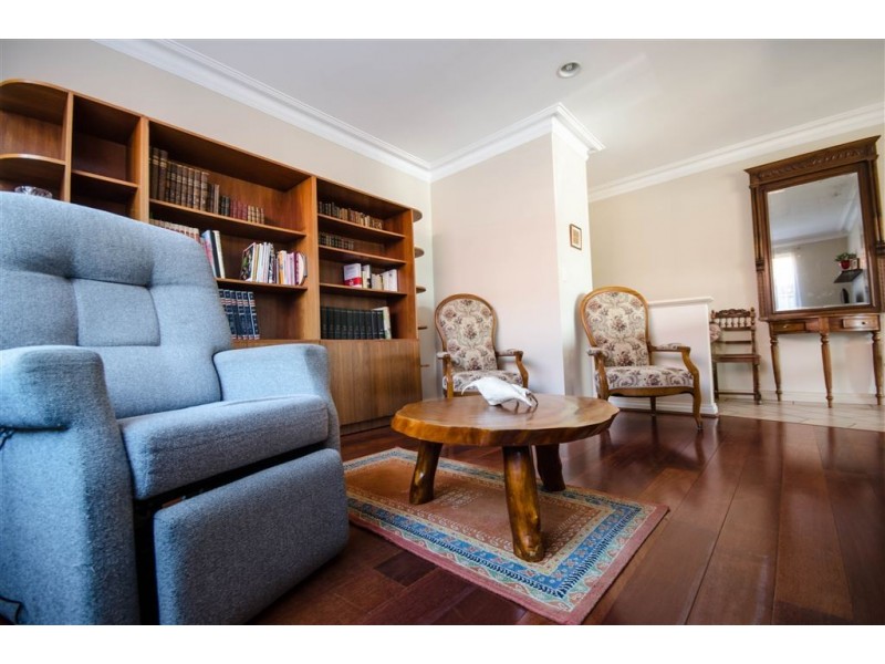 31 Ethelwyn Street, Hilton WA 6163