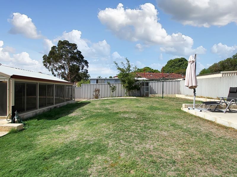23 Capulet St, Coolbellup WA 6163