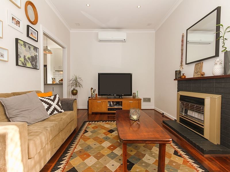 12 Juliet Road, Coolbellup WA 6163