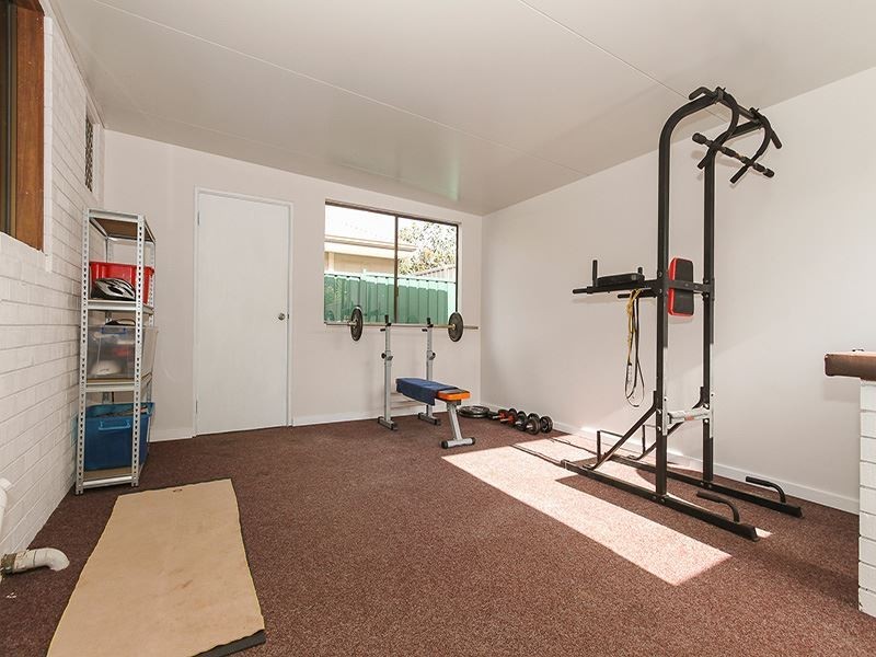 12 Juliet Road, Coolbellup WA 6163