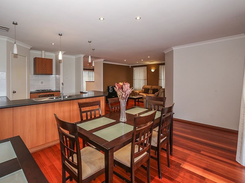 32 Kesiya Turn, Aubin Grove WA 6164