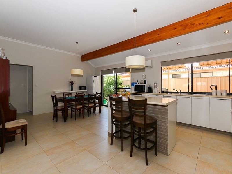 24 Roper Blvd, Hammond Park WA 6164