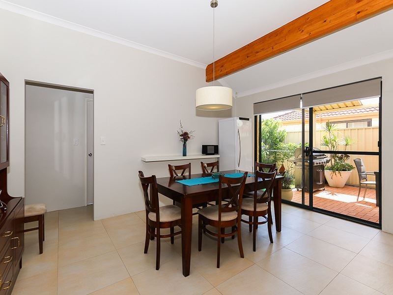 24 Roper Blvd, Hammond Park WA 6164