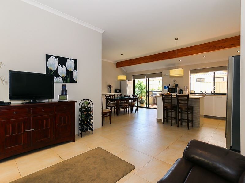 24 Roper Blvd, Hammond Park WA 6164