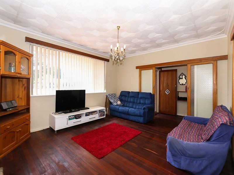 5 Hodgson Place, Kardinya WA 6163