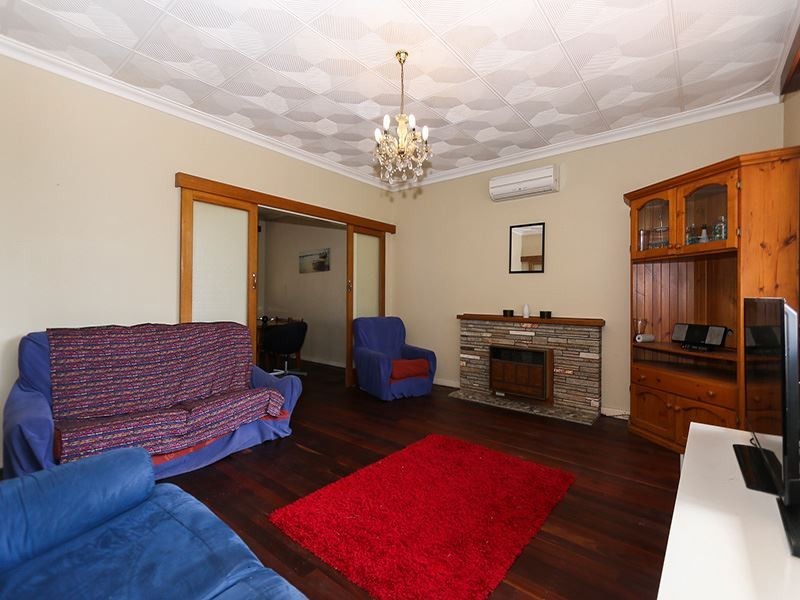 5 Hodgson Place, Kardinya WA 6163