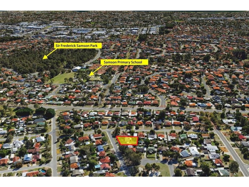4 Paulina Way, Coolbellup WA 6163