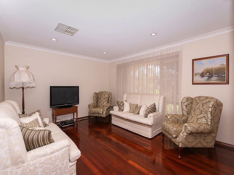 4 Urwick Court, Kardinya WA 6163