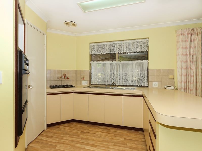 27 Slater Court, Kardinya WA 6163