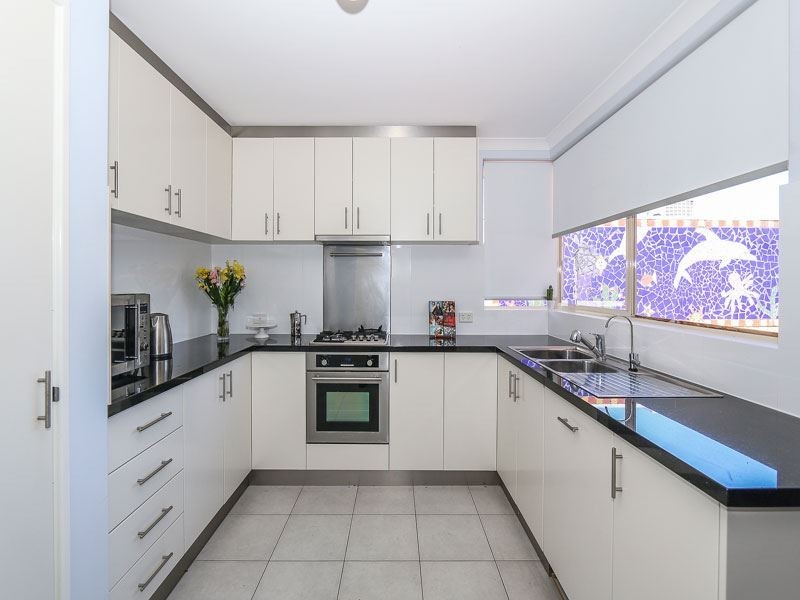 12/14 Boyd Crescent, Hamilton Hill WA 6163