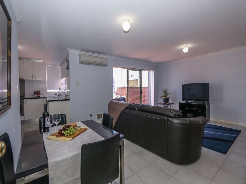 12/14 Boyd Crescent, Hamilton Hill WA 6163