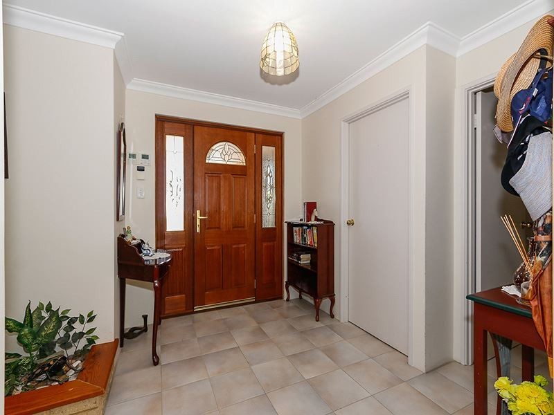 44 Kingston Place, Kardinya WA 6163