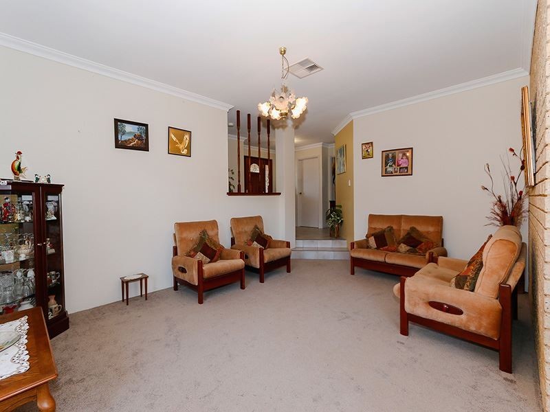 44 Kingston Place, Kardinya WA 6163