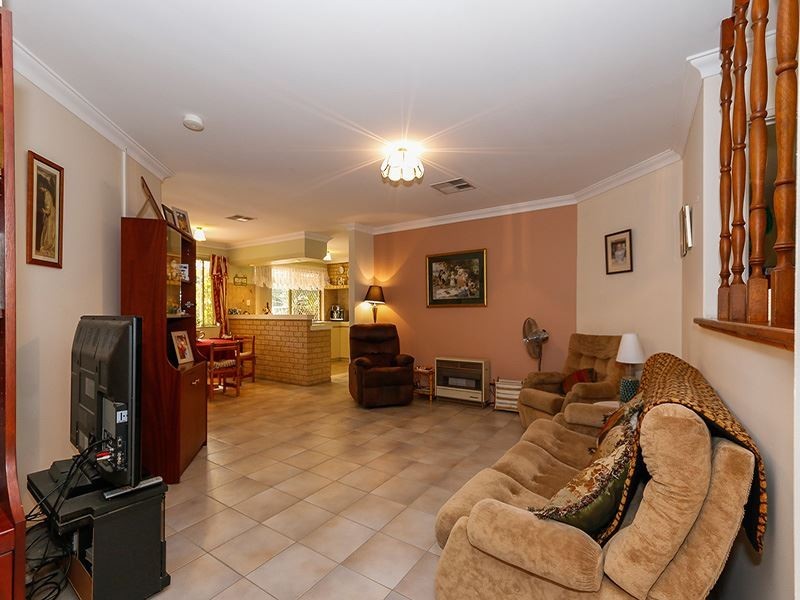 44 Kingston Place, Kardinya WA 6163