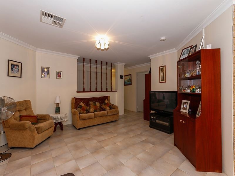 44 Kingston Place, Kardinya WA 6163