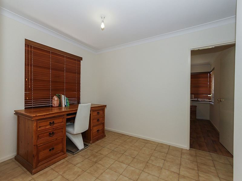 39 Mannion Way, Kardinya WA 6163