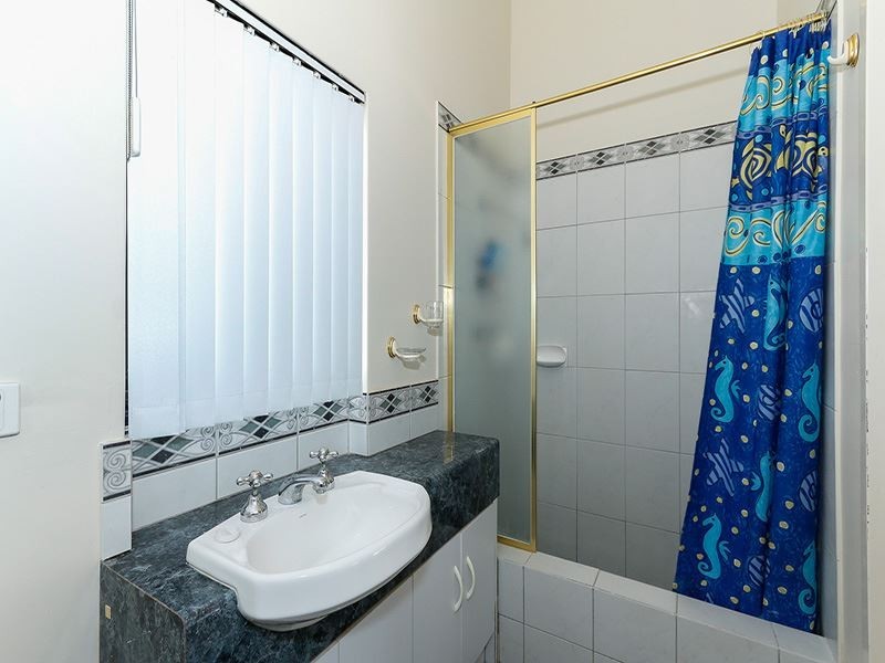 4/14 Boyd Crescent, Hamilton Hill WA 6163