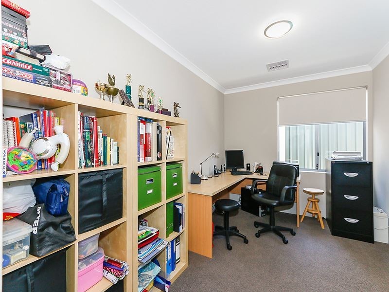 11 Ebert Street, Coolbellup WA 6163