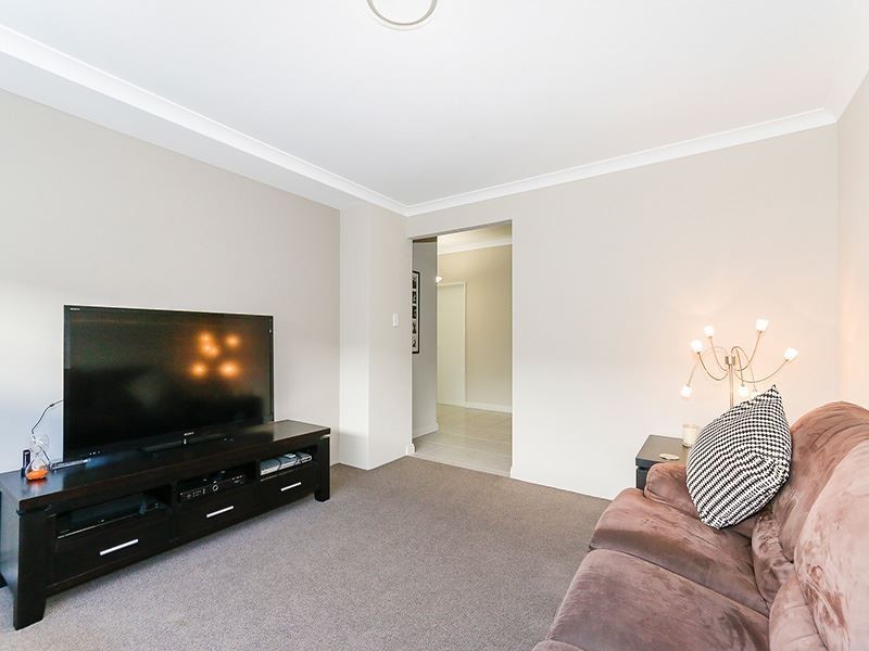 11 Ebert Street, Coolbellup WA 6163