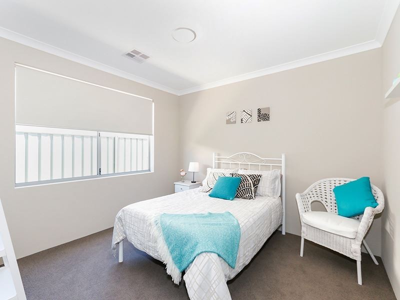 11 Ebert Street, Coolbellup WA 6163