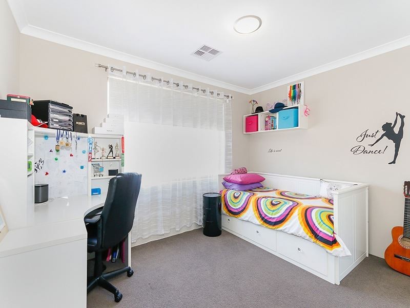 11 Ebert Street, Coolbellup WA 6163