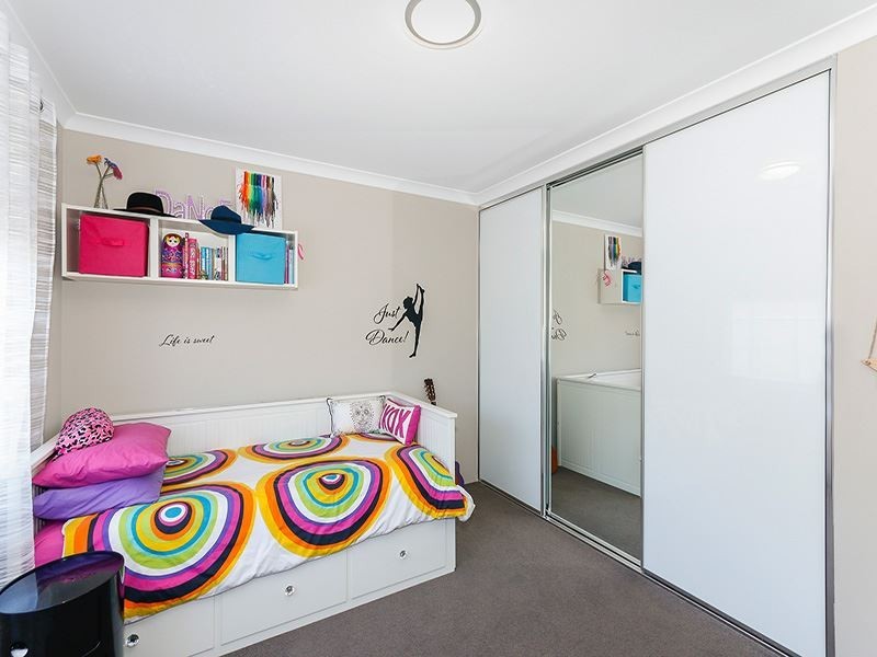 11 Ebert Street, Coolbellup WA 6163