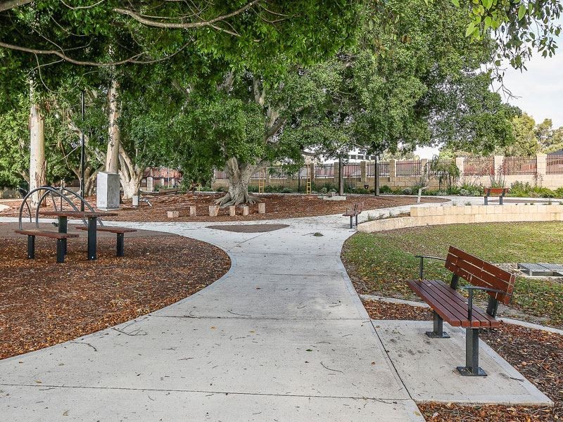 1 Classroom Loop, Coolbellup WA 6163