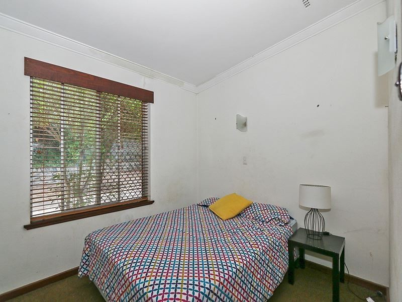 8 McBeth Way, Kardinya WA 6163