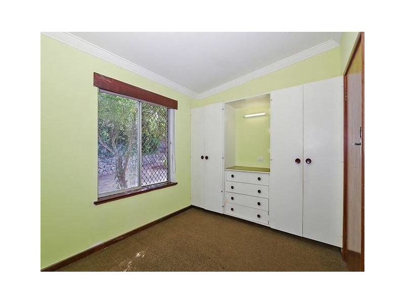 8 McBeth Way, Kardinya WA 6163