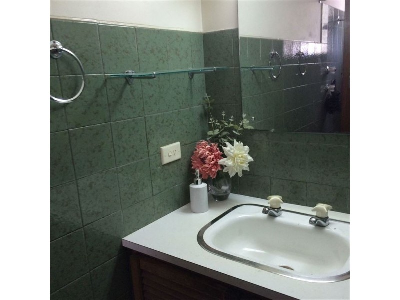 8 McBeth Way, Kardinya WA 6163